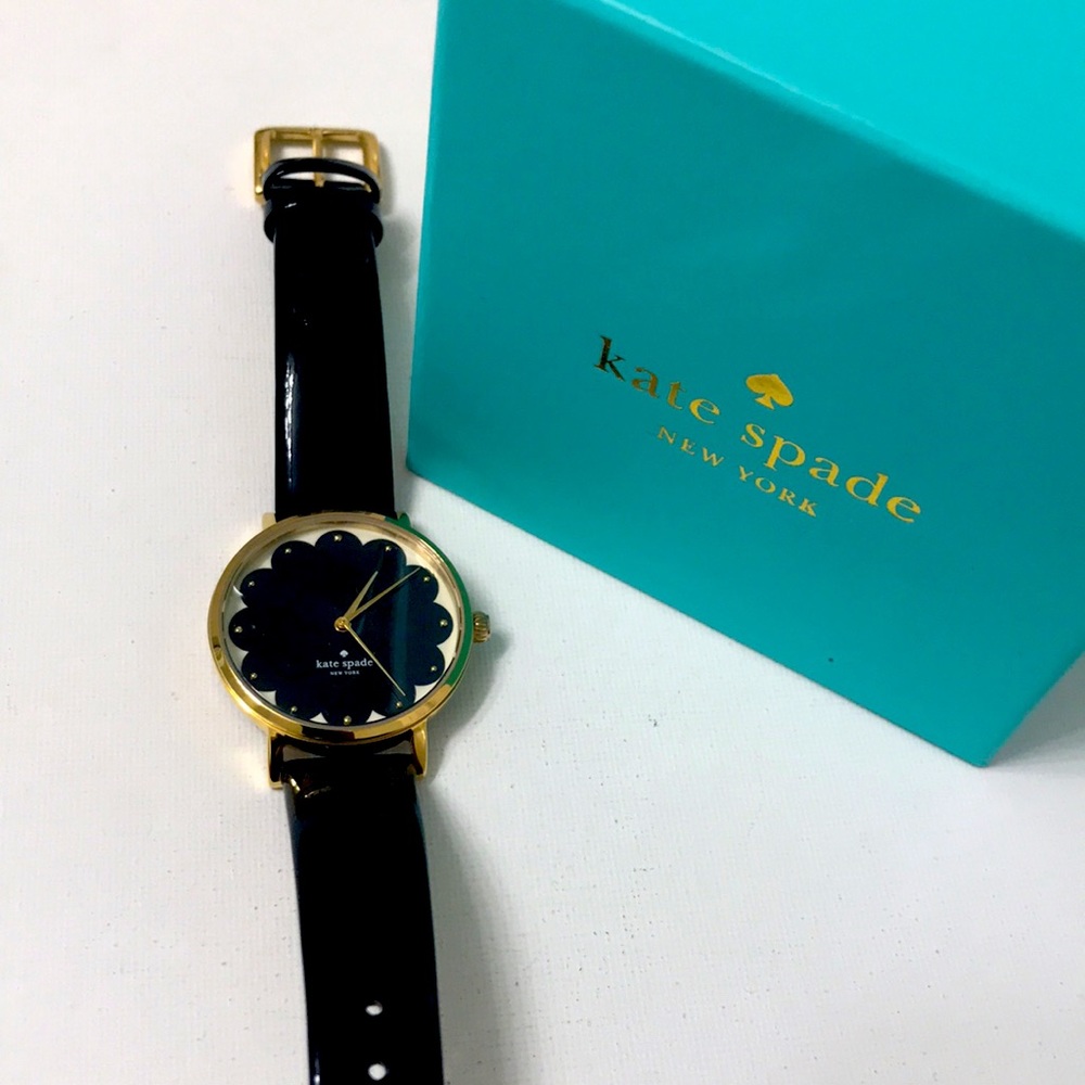 Kate Spade Scallop Watch